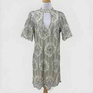 Socialite Dress Womens XS White Shift Floral Lace High Neck Plunge Keyhole